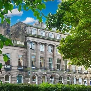 Halcyon House Guest house