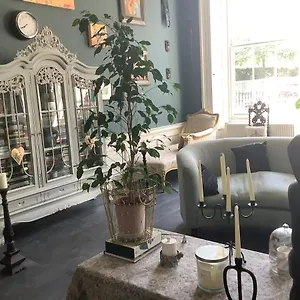 A In The - West Guest house