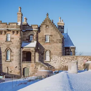 Joivy Observatory House & Holiday home